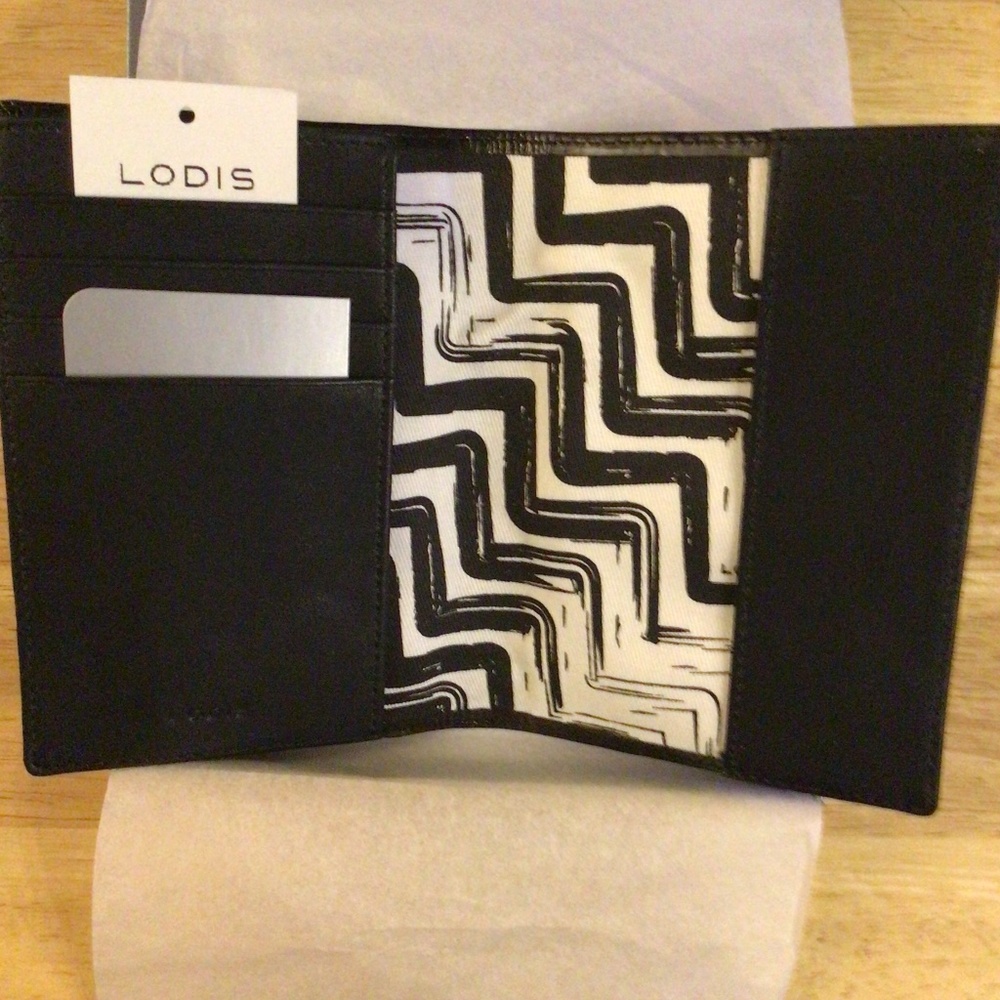 Lodi’s Kings Road Passport Credit Card Sleeve